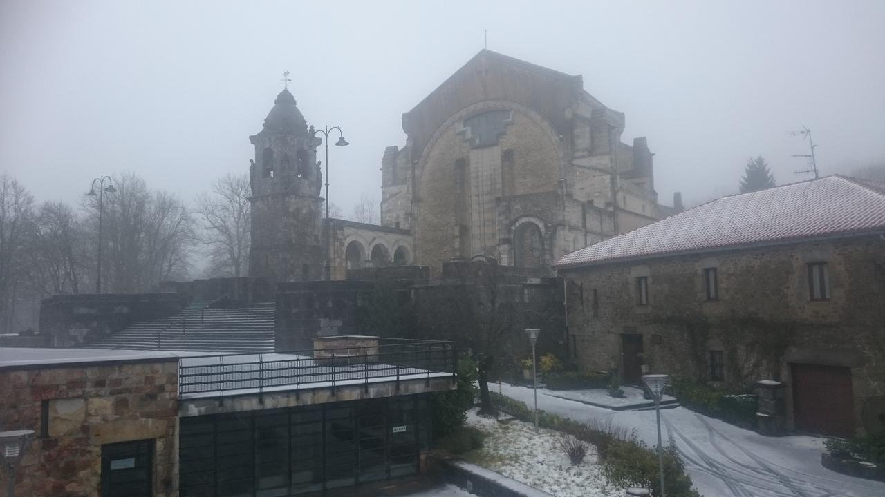 Hotel Santuario Urkiola - Lagunetxea Urquiola Dış mekan fotoğraf